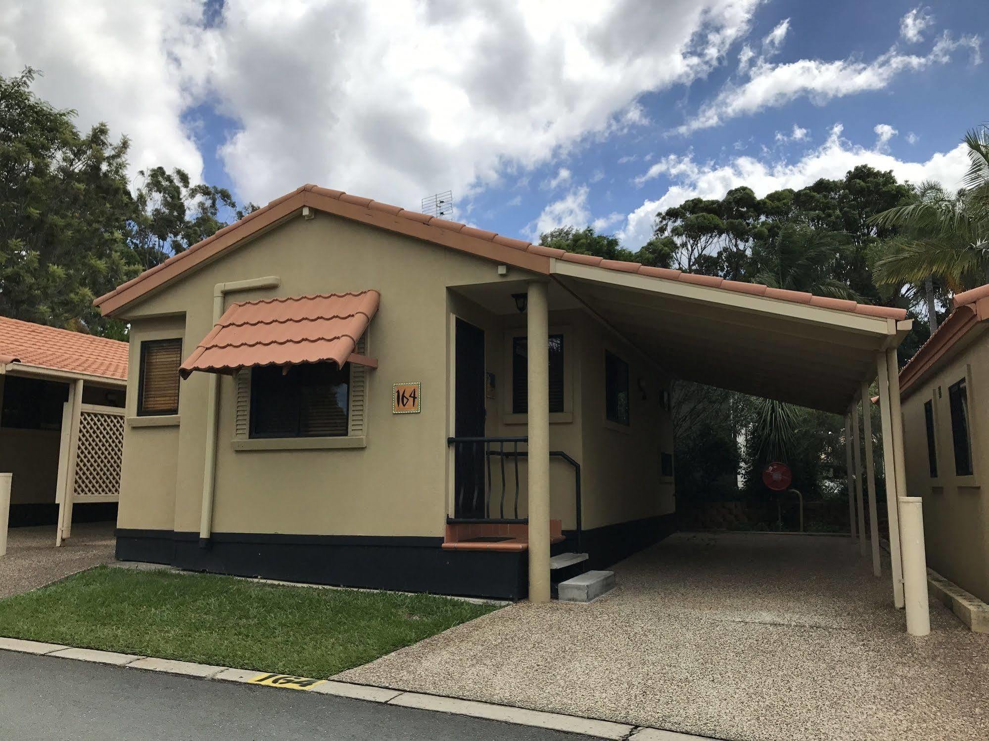Ashmore Palms Holiday Village Gold Coast Exterior foto